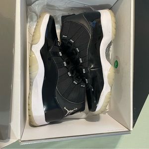 Jordan 11 Jubilee 25th anniversary size 9.5